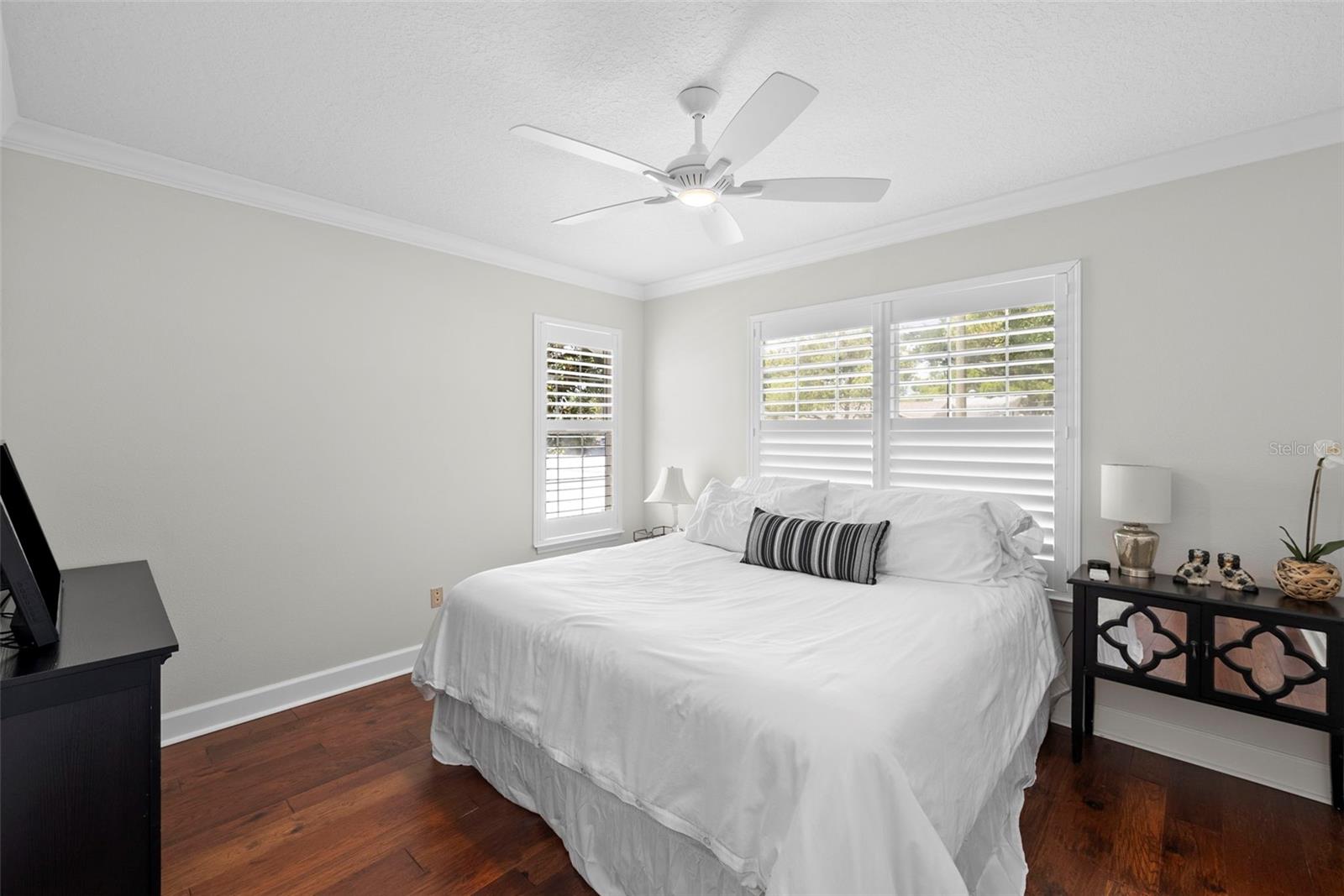 Image 23 of 41 For 4002 Kensington Avenue