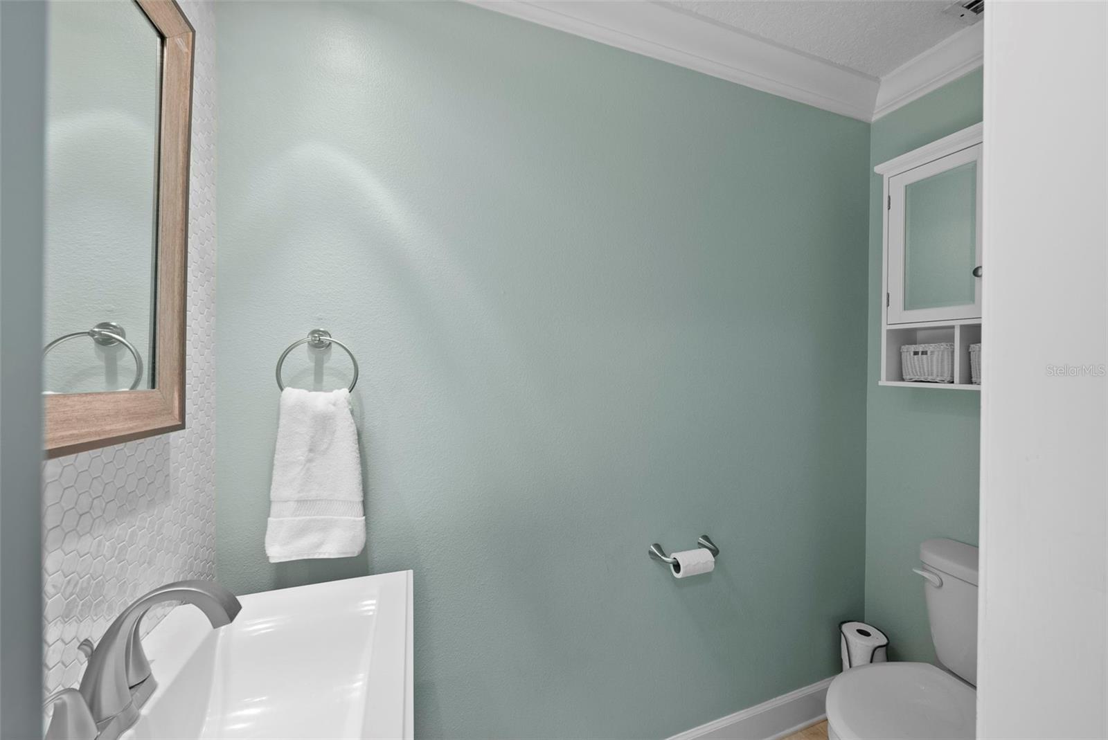 Image 27 of 41 For 4002 Kensington Avenue