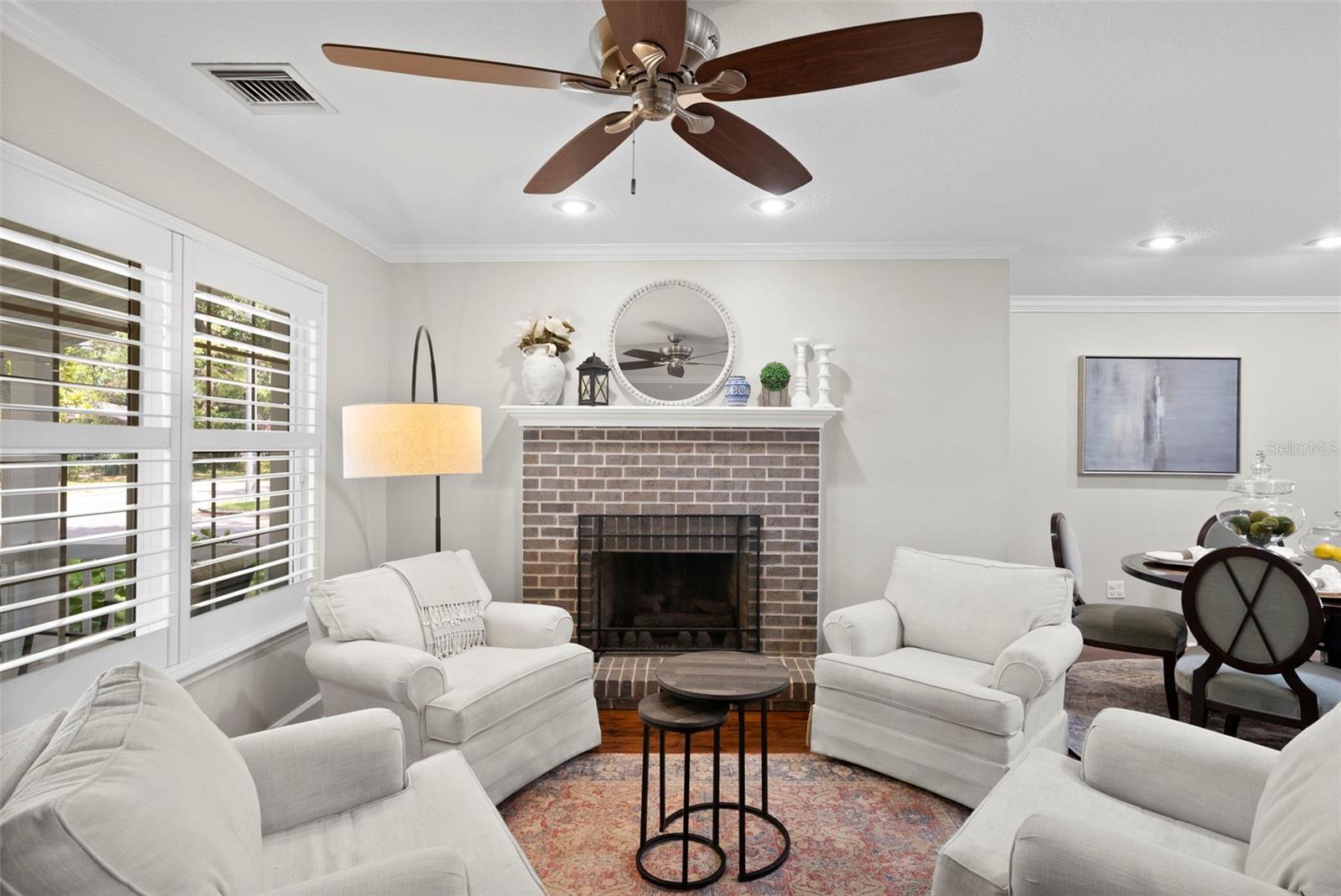 Image 5 of 41 For 4002 Kensington Avenue