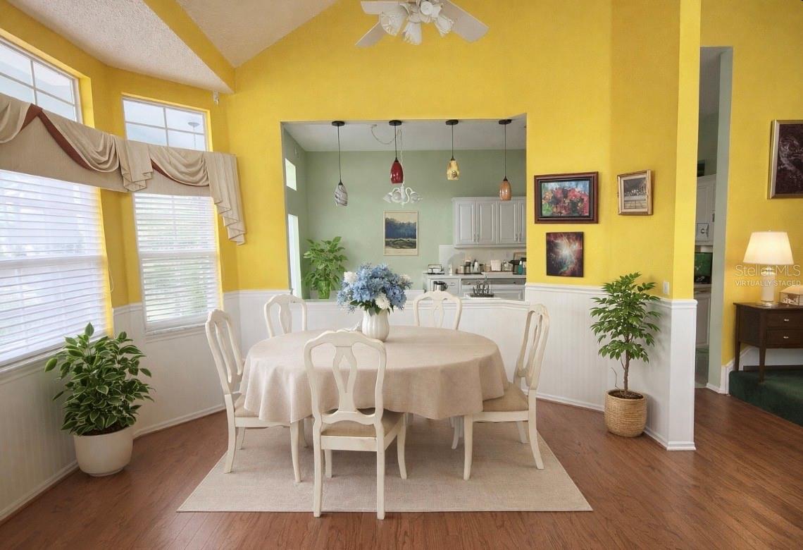 Image 14 of 93 For 649 Masterpiece Drive 156