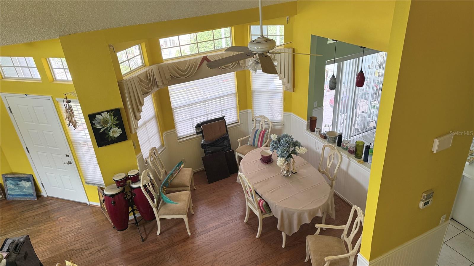 Image 21 of 93 For 649 Masterpiece Drive 156