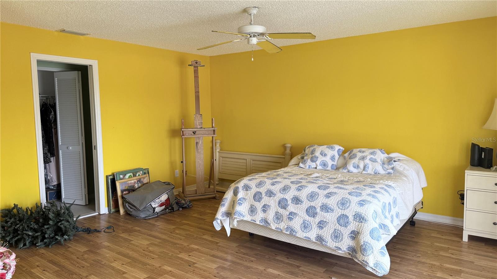 Image 23 of 93 For 649 Masterpiece Drive 156