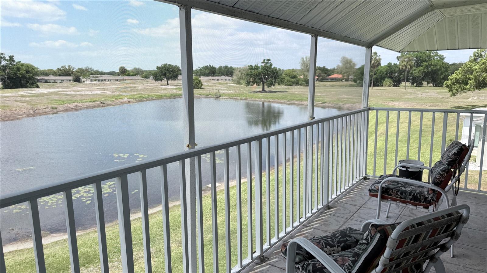 Image 28 of 93 For 649 Masterpiece Drive 156