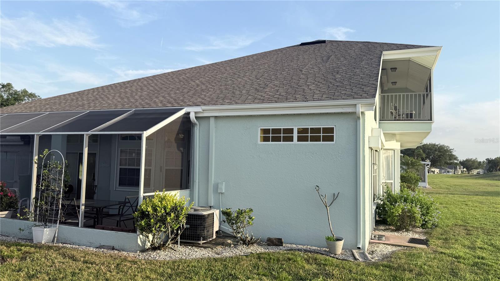 Image 40 of 93 For 649 Masterpiece Drive 156