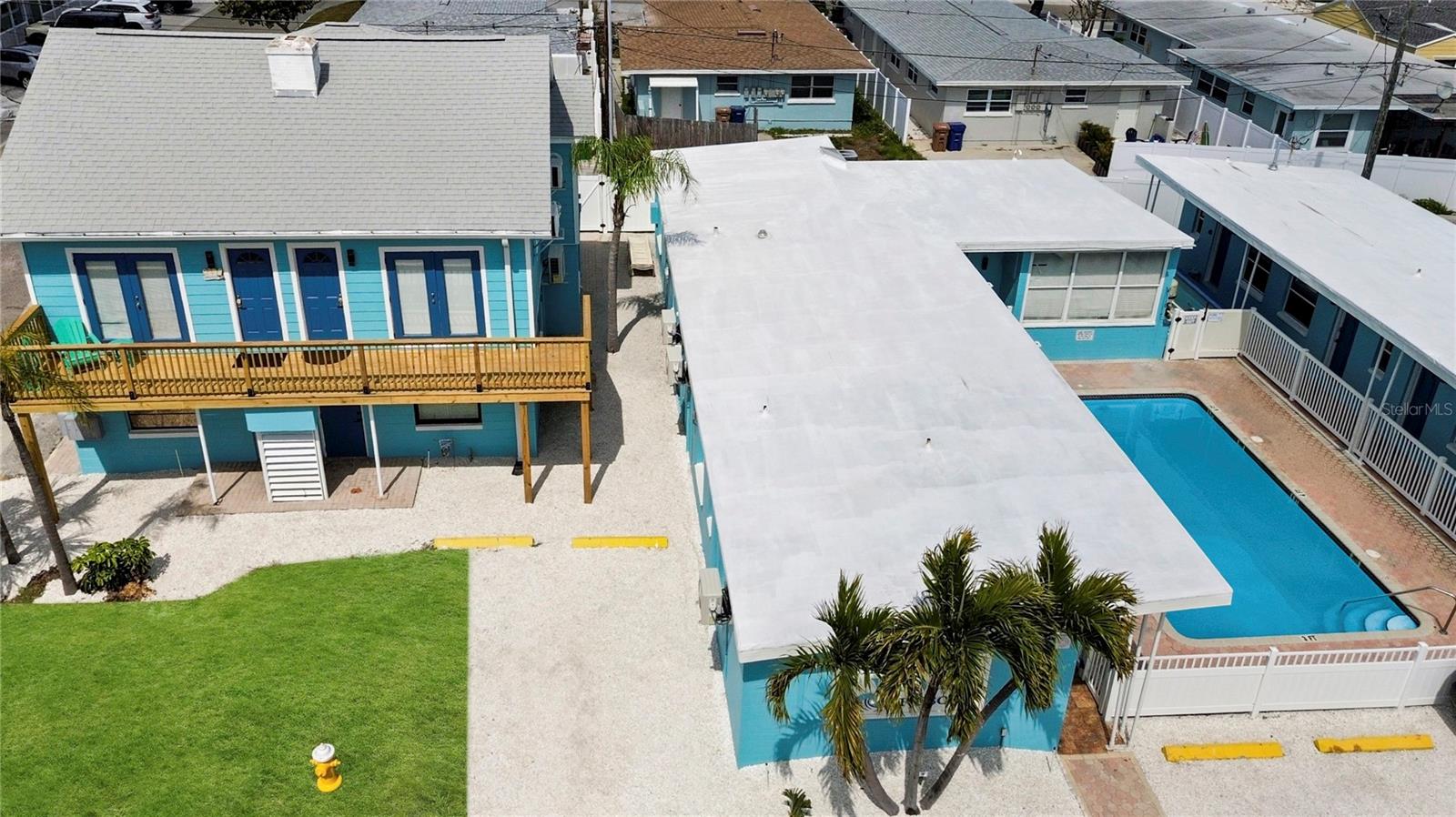 Image 12 of 18 For 13343 Gulf Boulevard C9