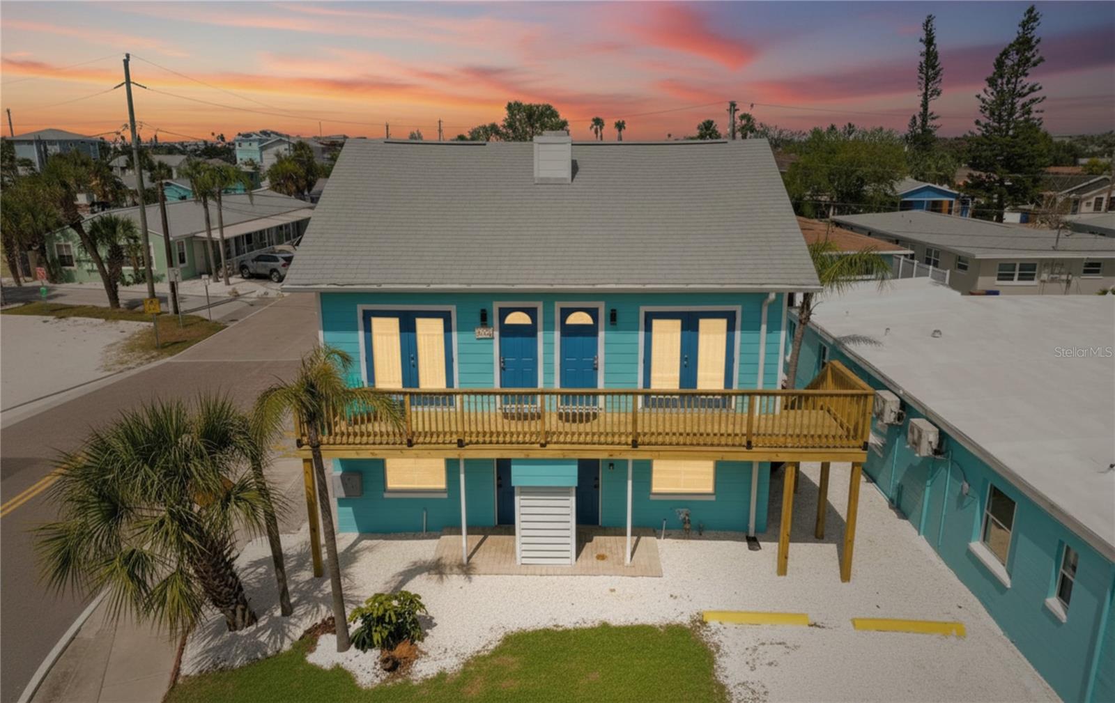 Image 17 of 18 For 13343 Gulf Boulevard C9