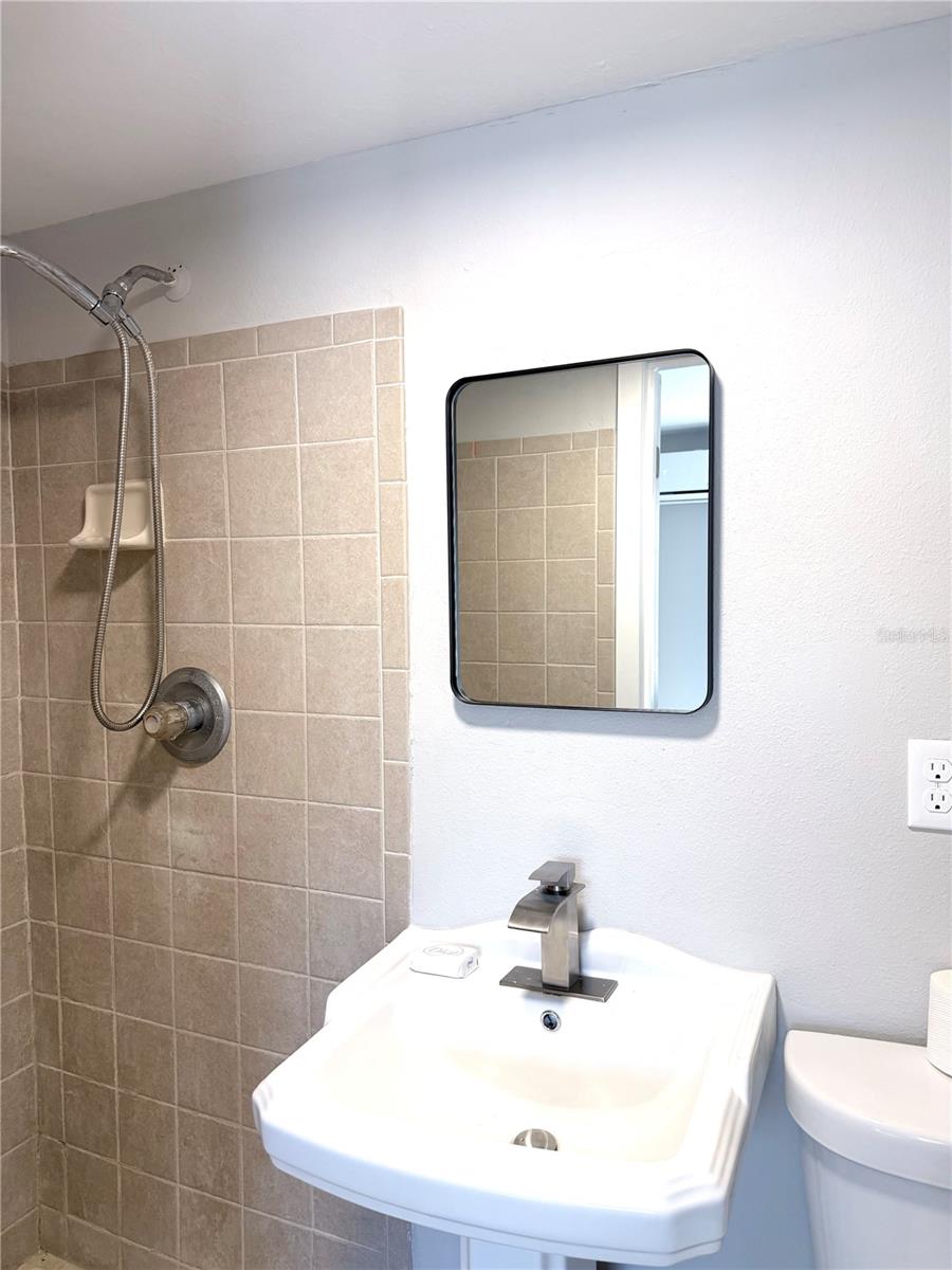 Image 6 of 18 For 13343 Gulf Boulevard C9