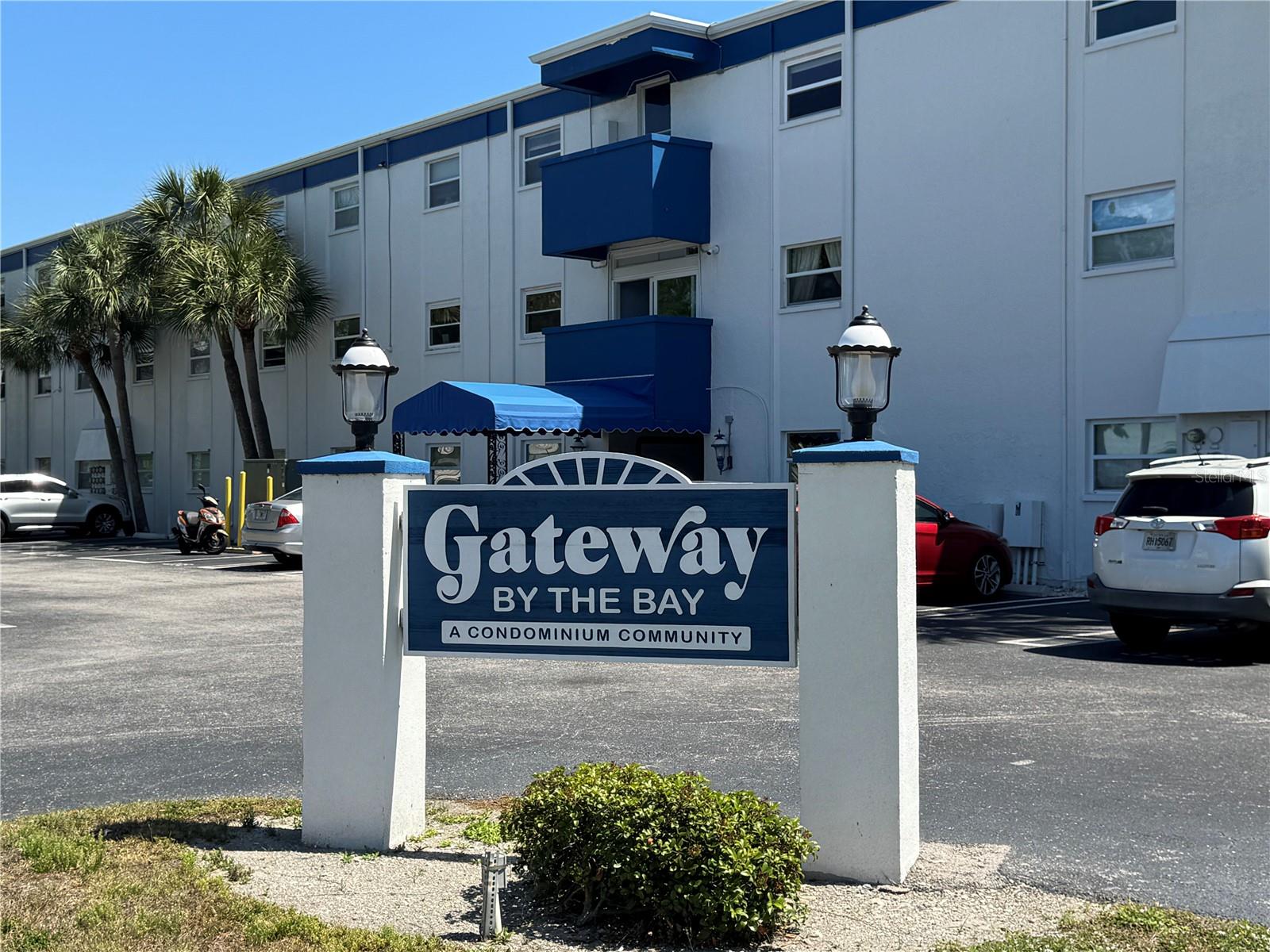 Details for 350 79th Avenue N 330, ST PETERSBURG, FL 33702