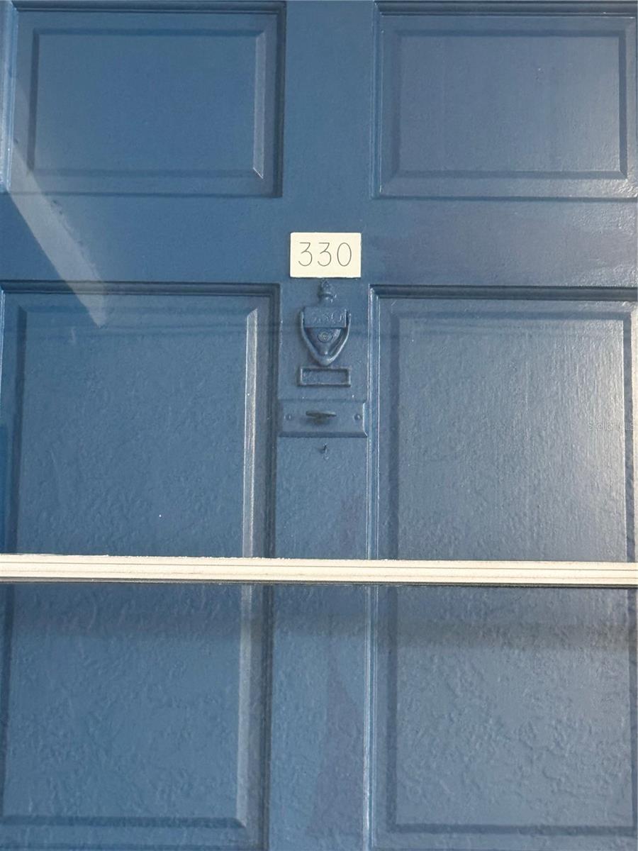 Listing photo id 15 for 350 79th Avenue N 330