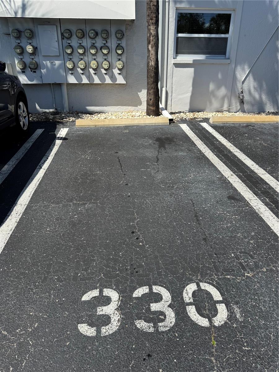 Listing photo id 22 for 350 79th Avenue N 330