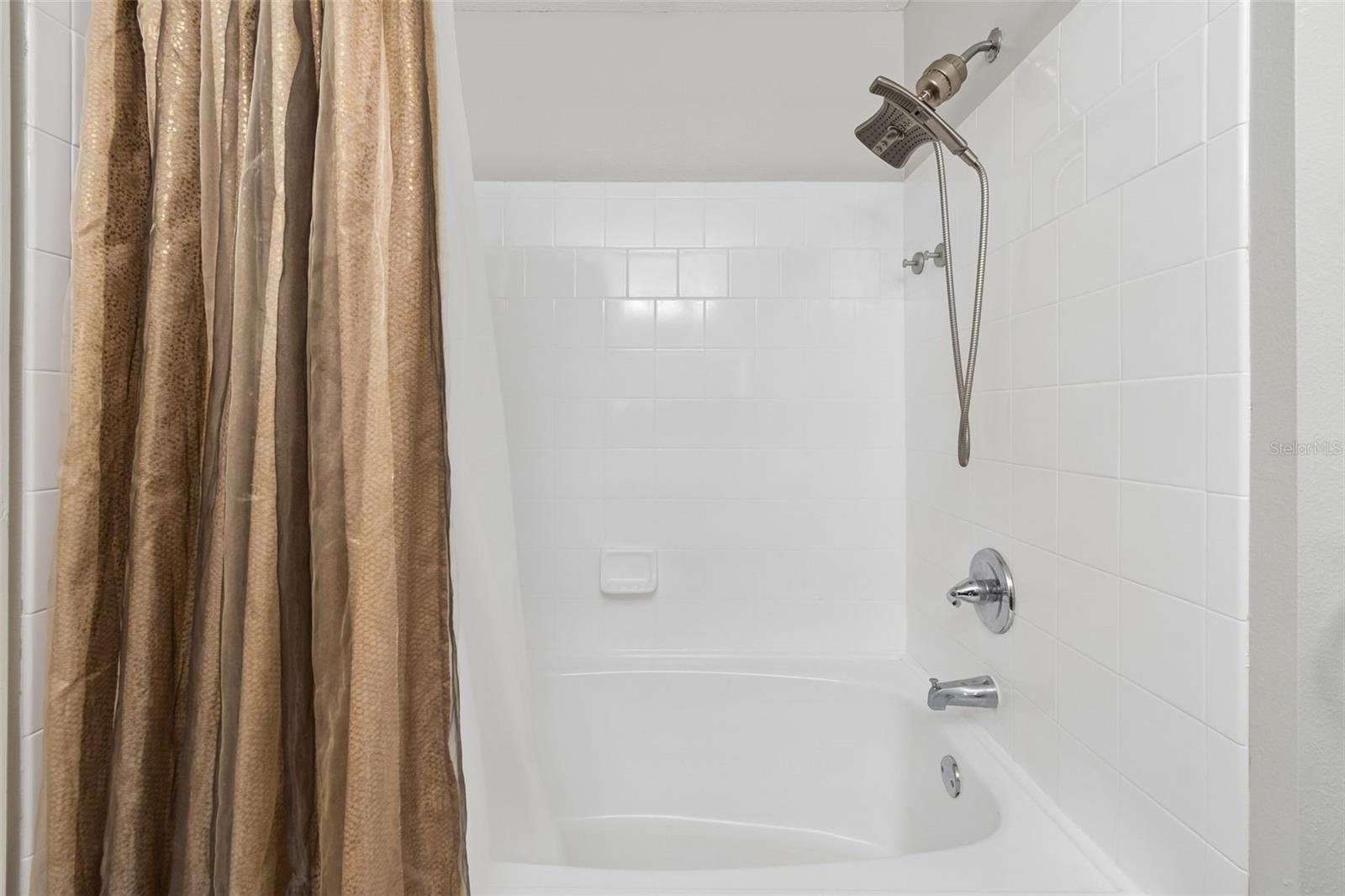 Image 28 of 79 For 10576 Windsor Lake Court 41