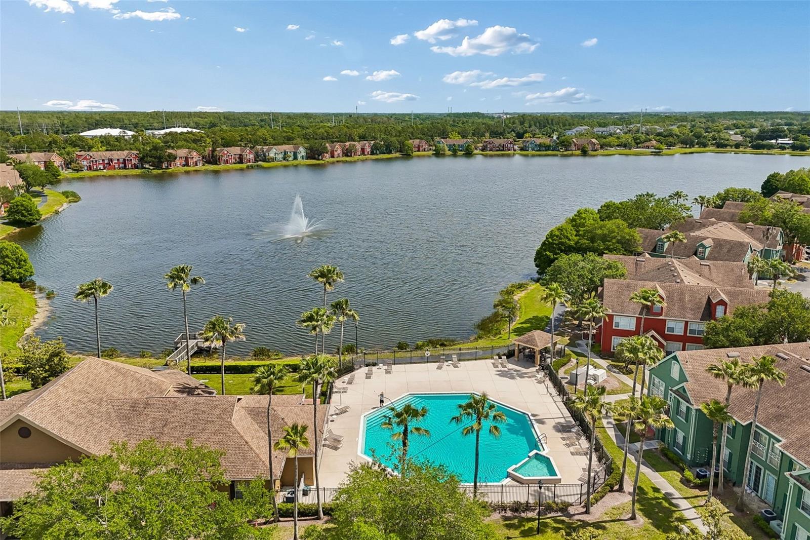 Image 61 of 79 For 10576 Windsor Lake Court 41