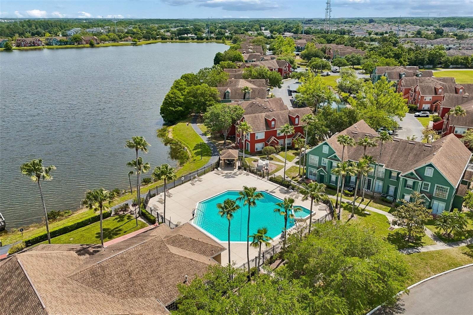 Image 62 of 79 For 10576 Windsor Lake Court 41