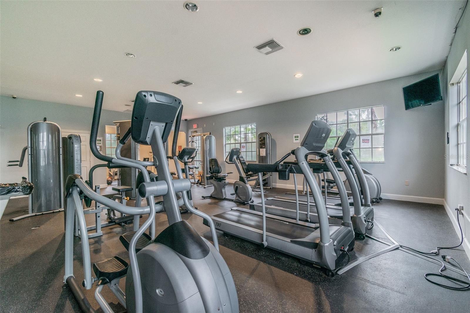 Image 69 of 79 For 10576 Windsor Lake Court 41