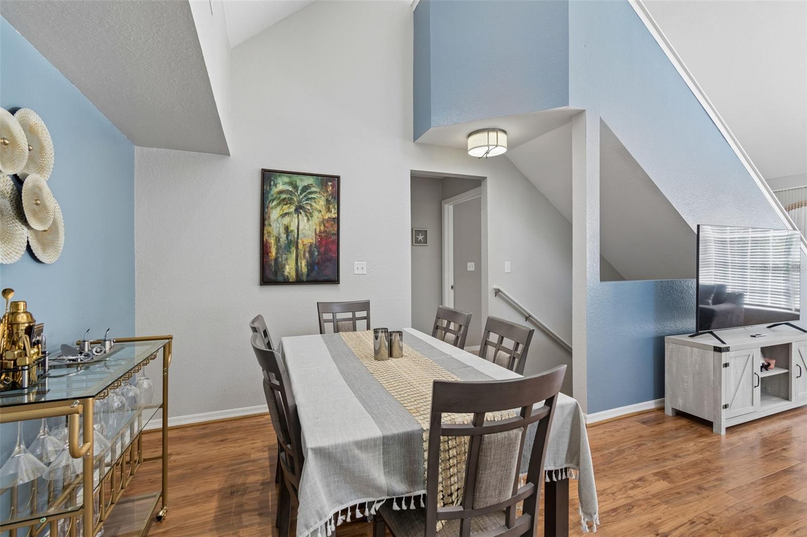 Image 9 of 79 For 10576 Windsor Lake Court 41