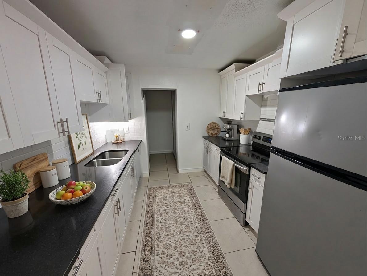 Image 13 of 61 For 3713 Clifton Street