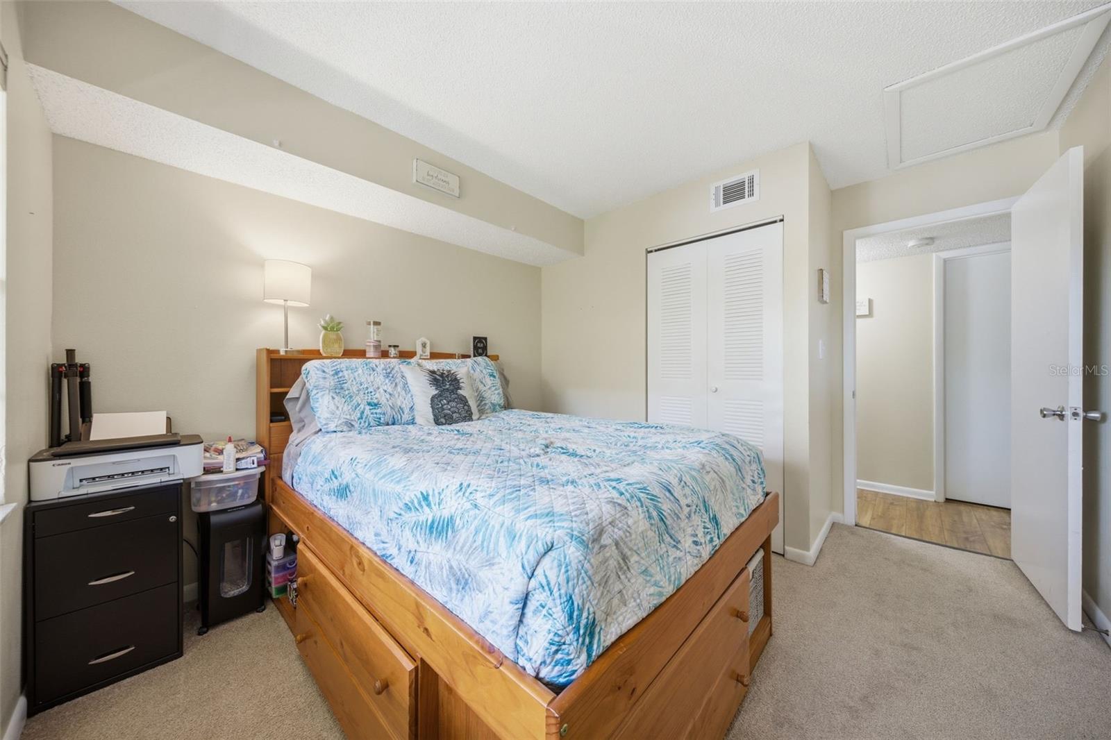 Image 17 of 36 For 2690 Coral Landings Boulevard 133