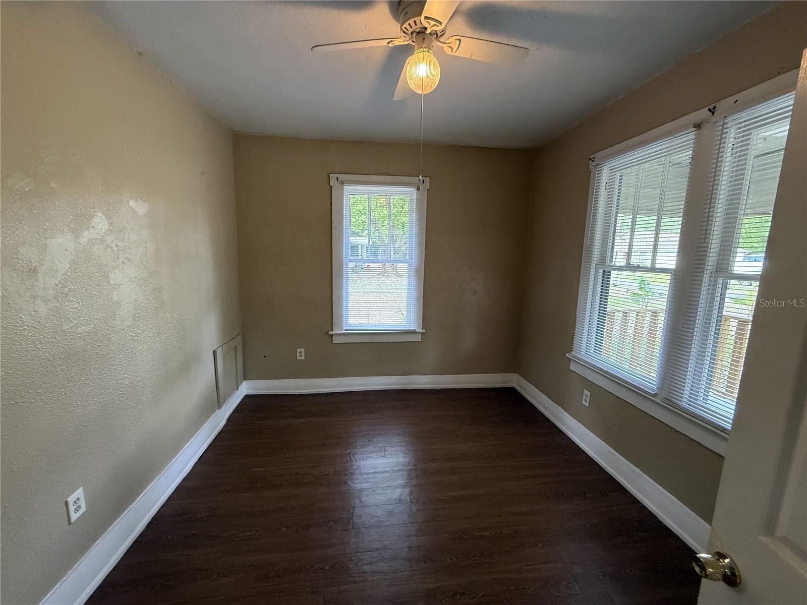 Image 10 of 19 For 314 Crescent Drive