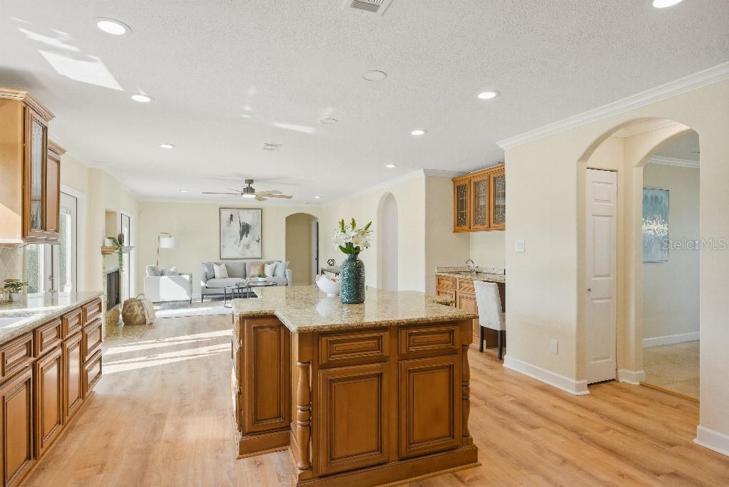 Image 13 of 63 For 13112 Balm Boyette Road