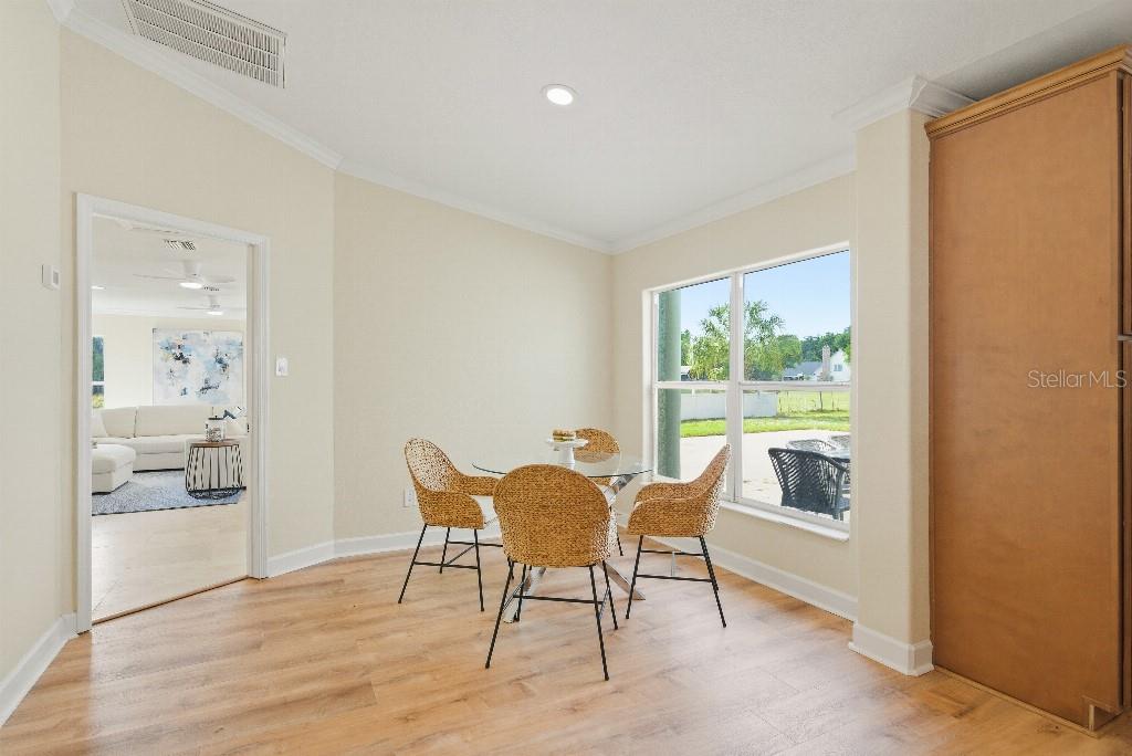 Image 16 of 63 For 13112 Balm Boyette Road