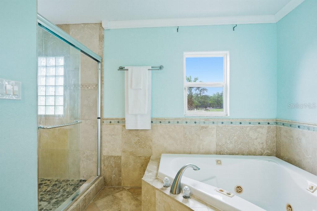 Image 25 of 63 For 13112 Balm Boyette Road