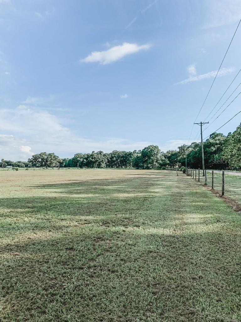 Image 52 of 63 For 13112 Balm Boyette Road