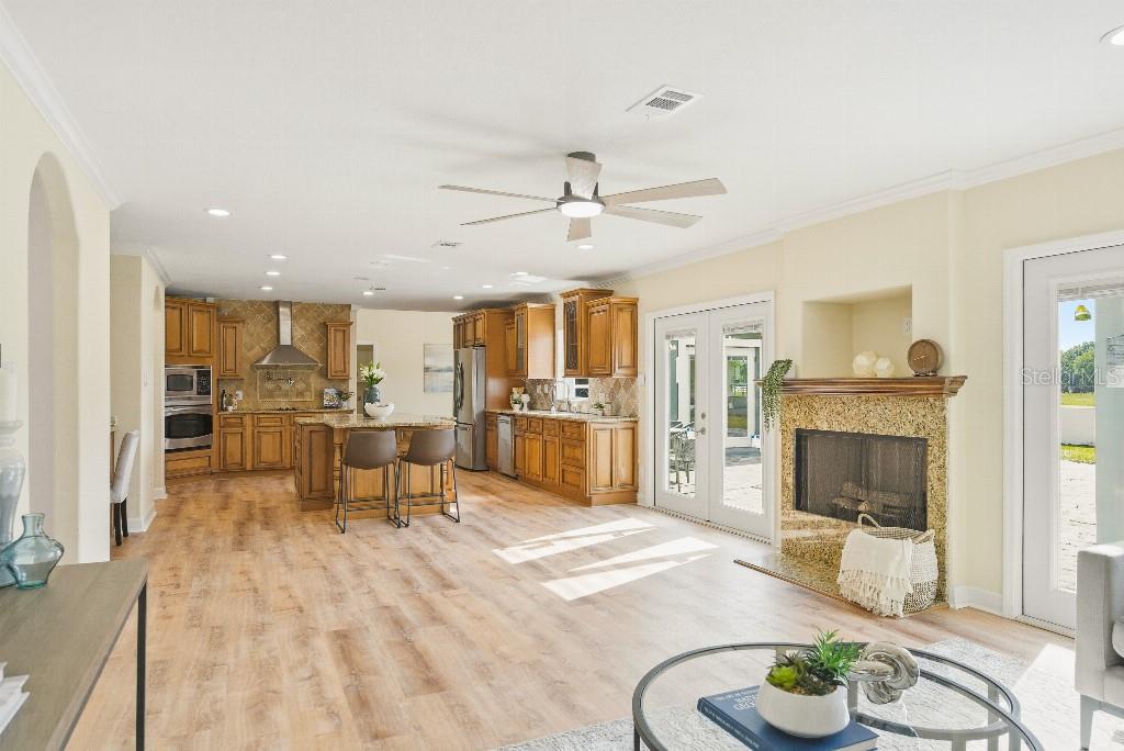 Image 9 of 63 For 13112 Balm Boyette Road