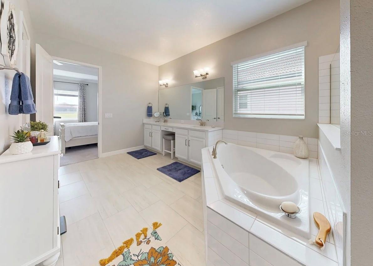 Image 23 of 53 For 5336 Windy Grove Drive