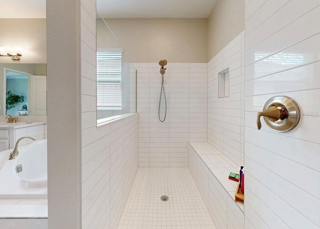 Image 25 of 53 For 5336 Windy Grove Drive