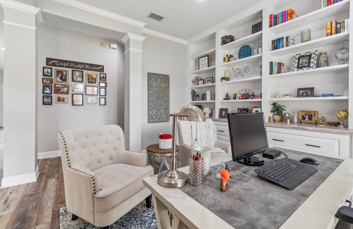 Image 25 of 76 For 19127 Centre Rose Boulevard