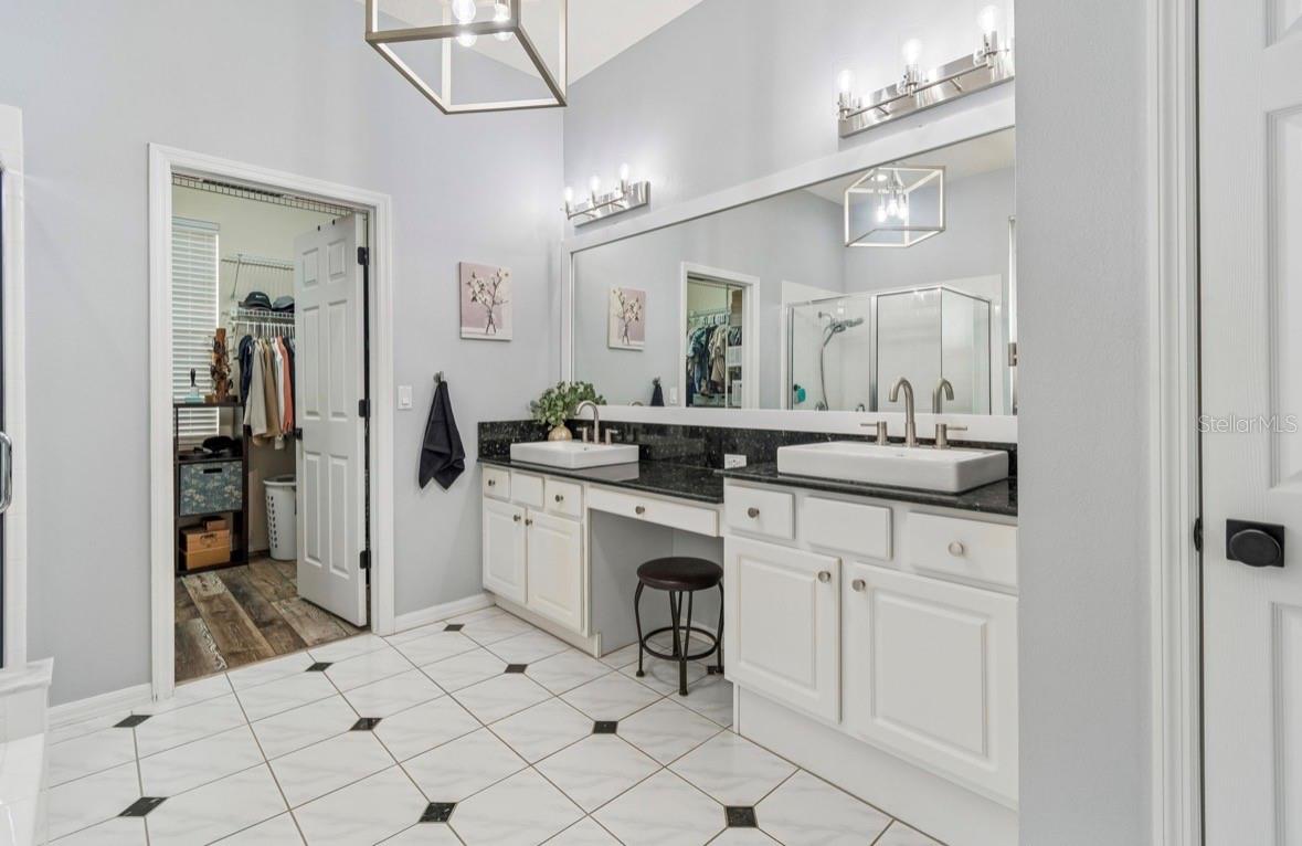 Image 36 of 76 For 19127 Centre Rose Boulevard