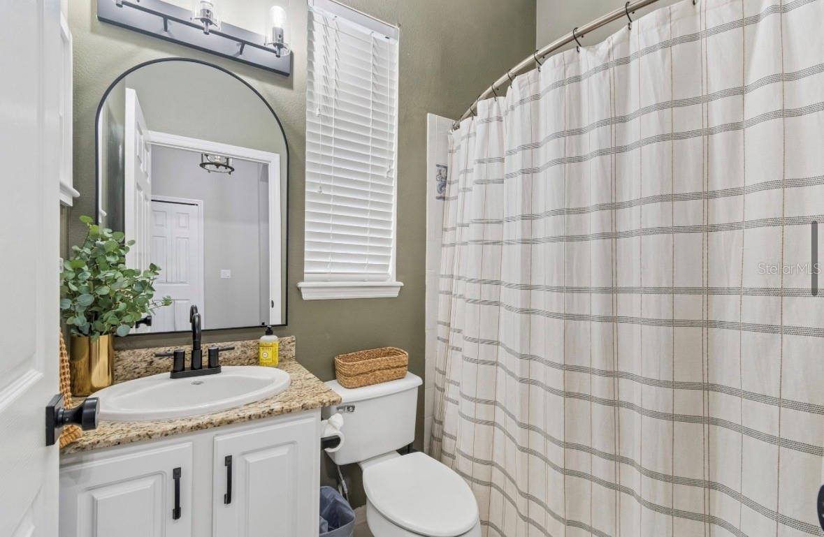 Image 39 of 76 For 19127 Centre Rose Boulevard