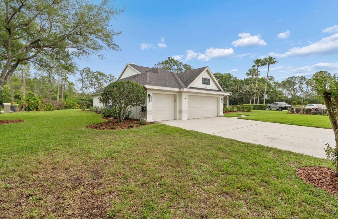 Image 59 of 76 For 19127 Centre Rose Boulevard