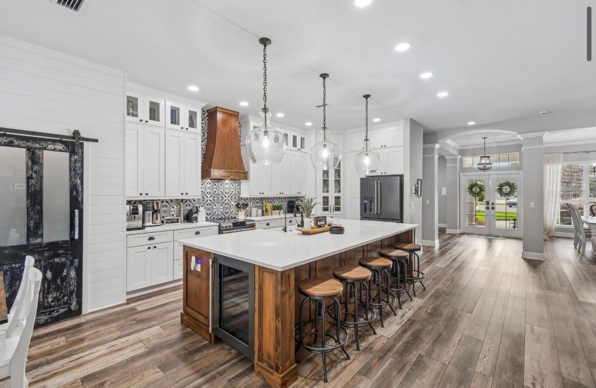 Image 6 of 76 For 19127 Centre Rose Boulevard