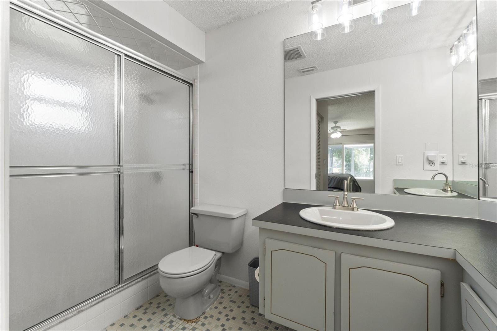 Image 31 of 41 For 8392 Camphor Drive