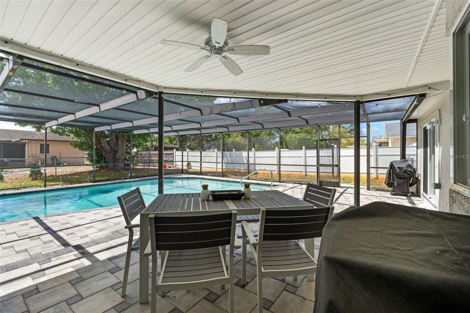 Image 33 of 41 For 8392 Camphor Drive