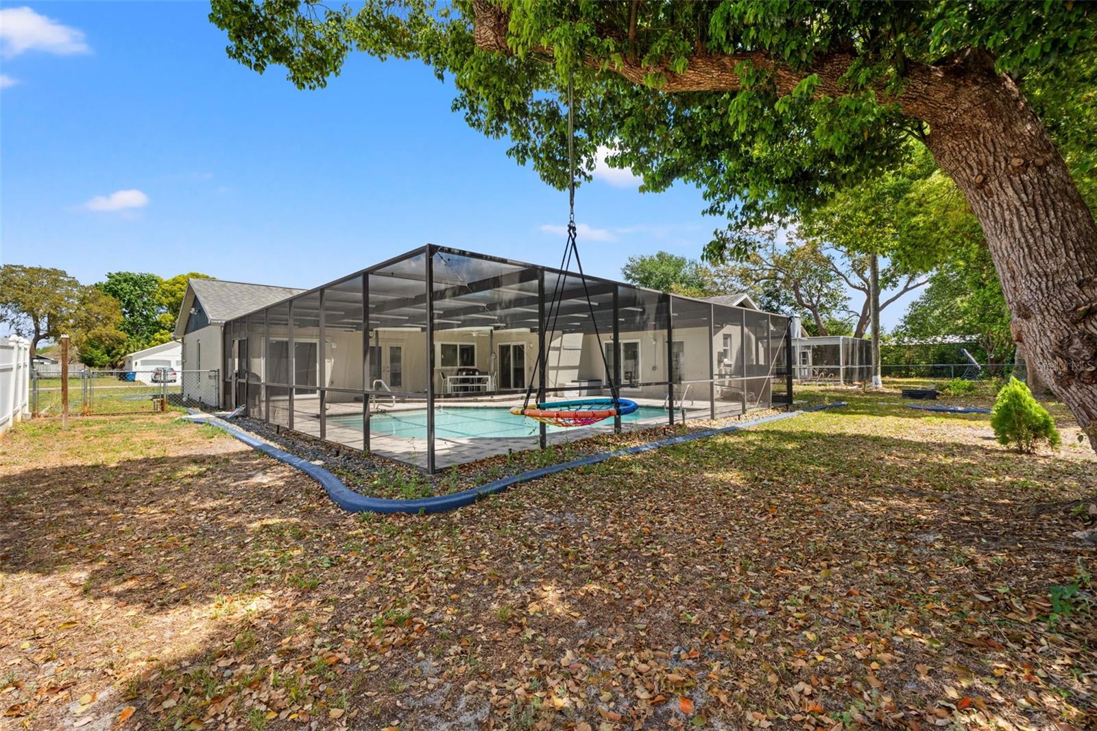 Image 38 of 41 For 8392 Camphor Drive