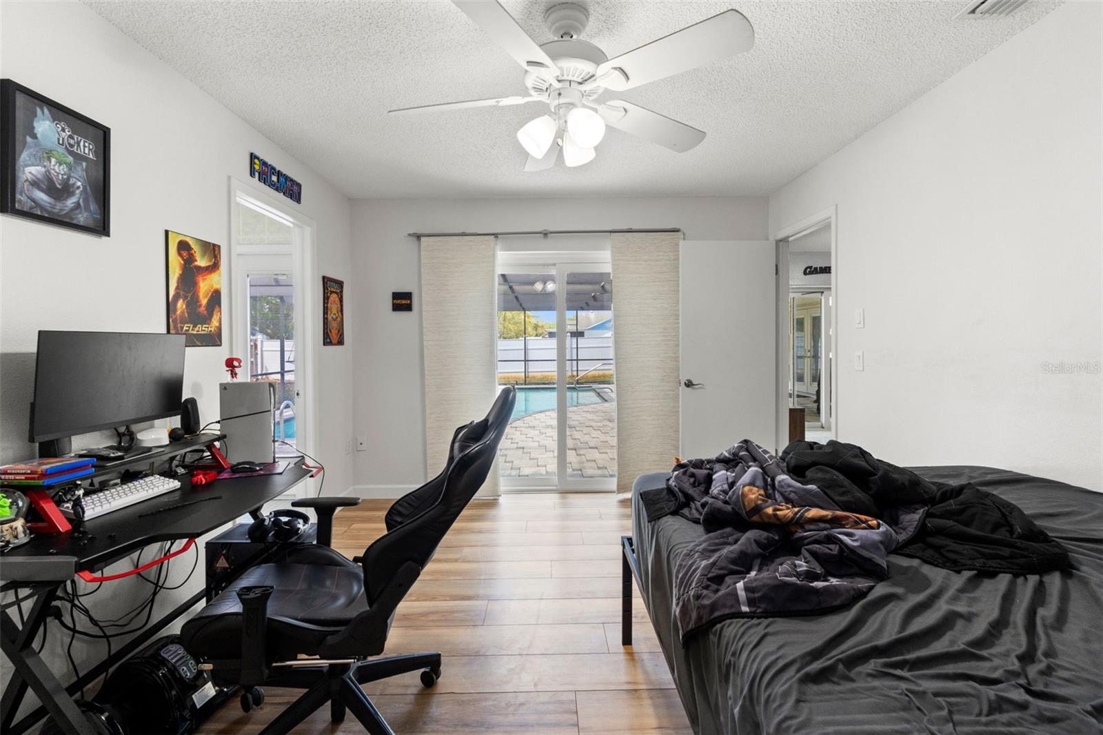 Image 6 of 41 For 8392 Camphor Drive