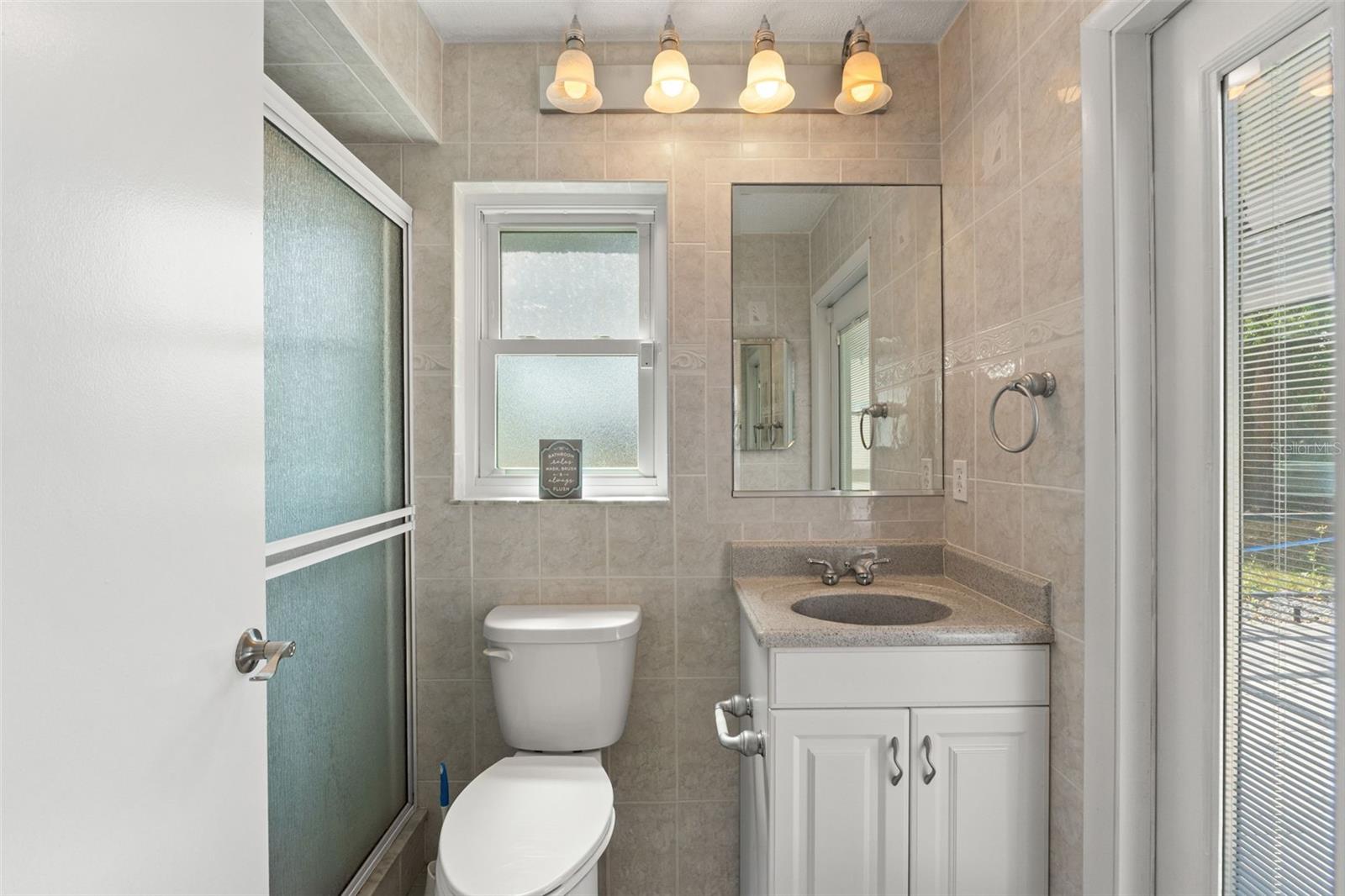 Image 7 of 41 For 8392 Camphor Drive