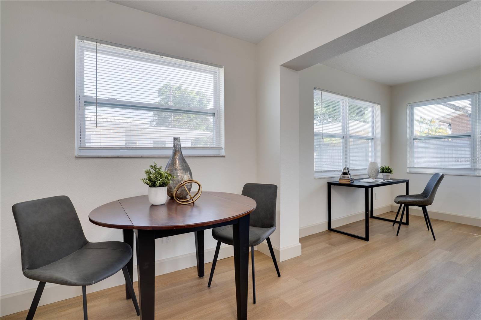 Image 13 of 32 For 8977 140th Way