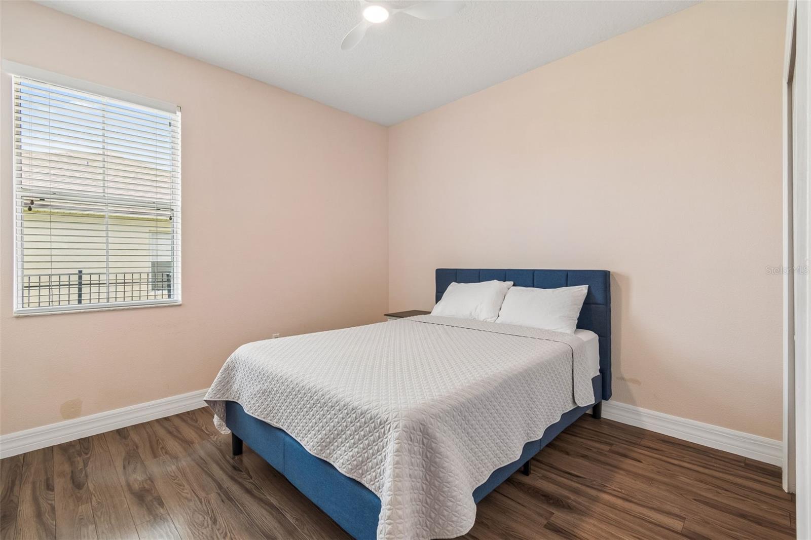 Image 21 of 90 For 5405 Hammock View Lane