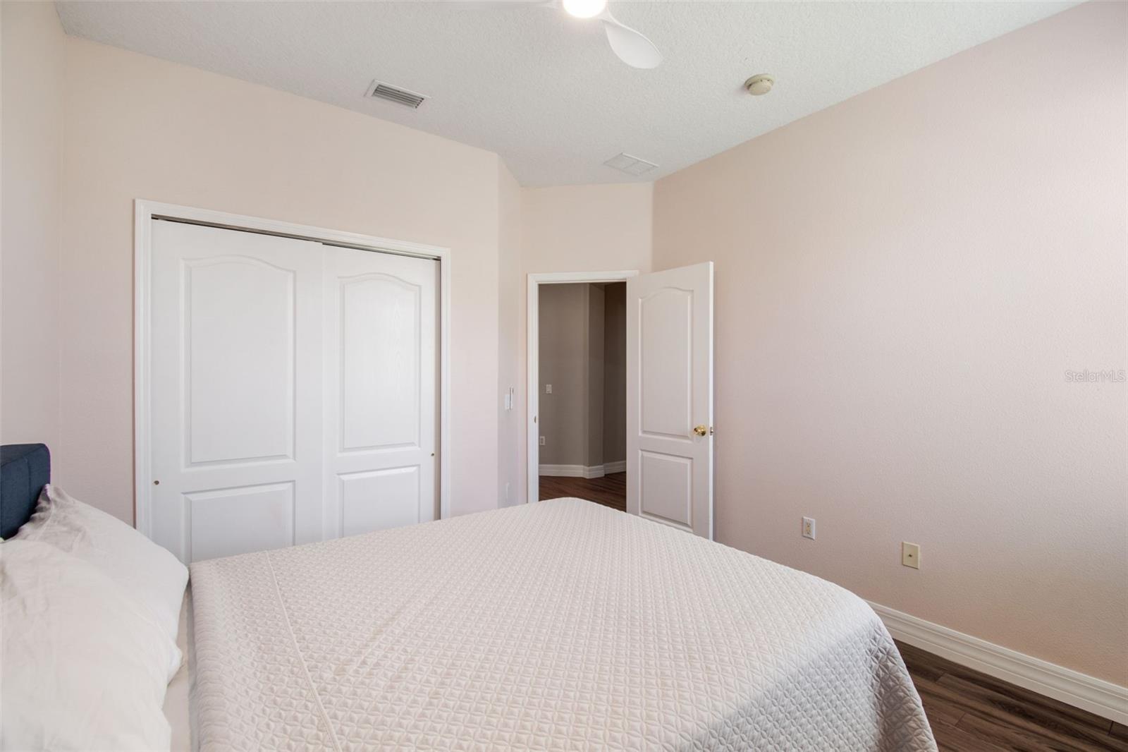 Image 22 of 90 For 5405 Hammock View Lane