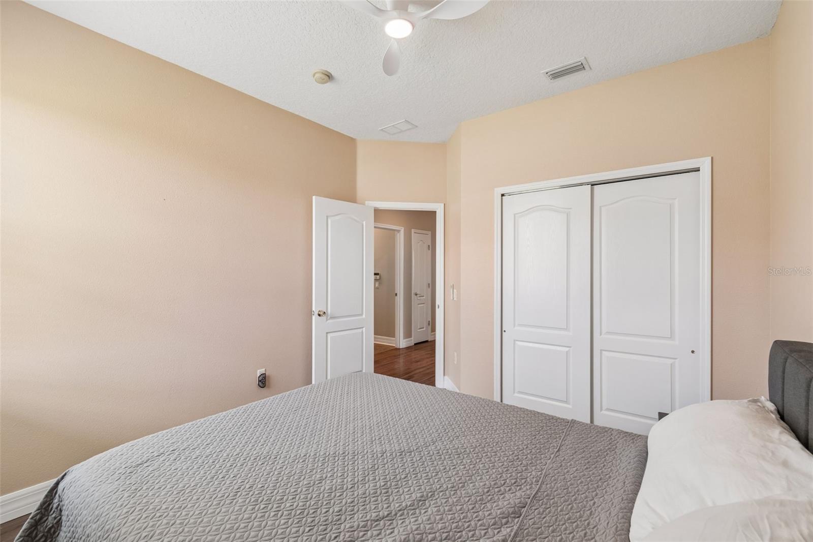 Image 24 of 90 For 5405 Hammock View Lane