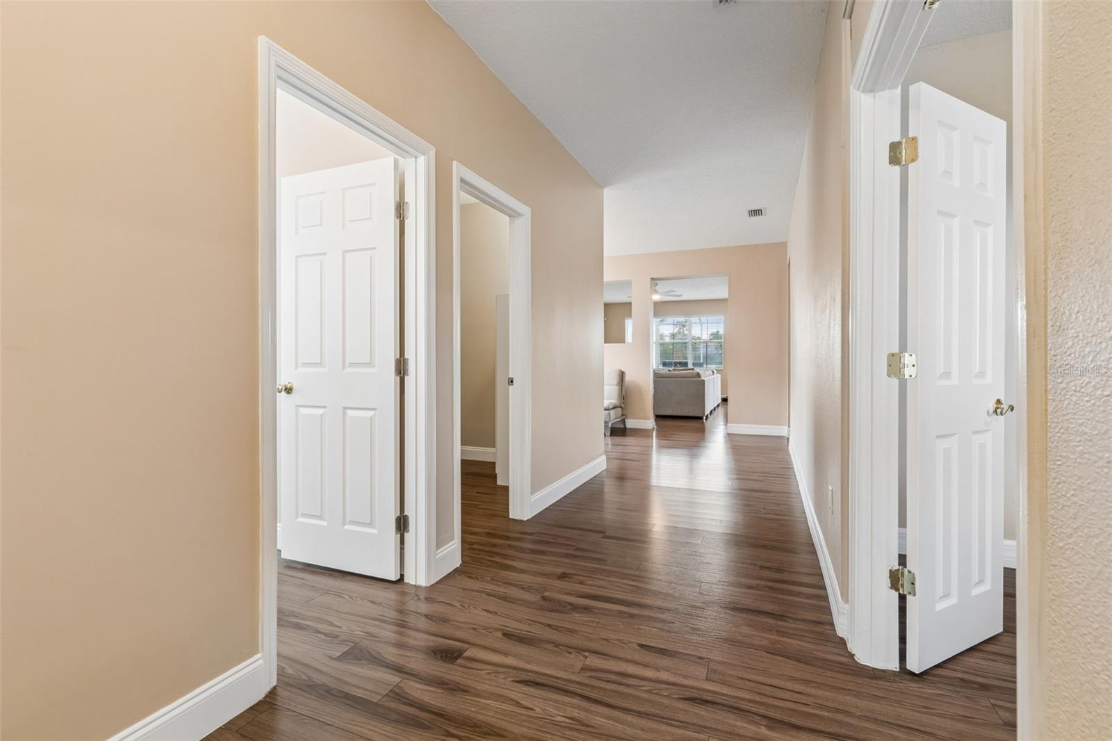 Image 4 of 90 For 5405 Hammock View Lane