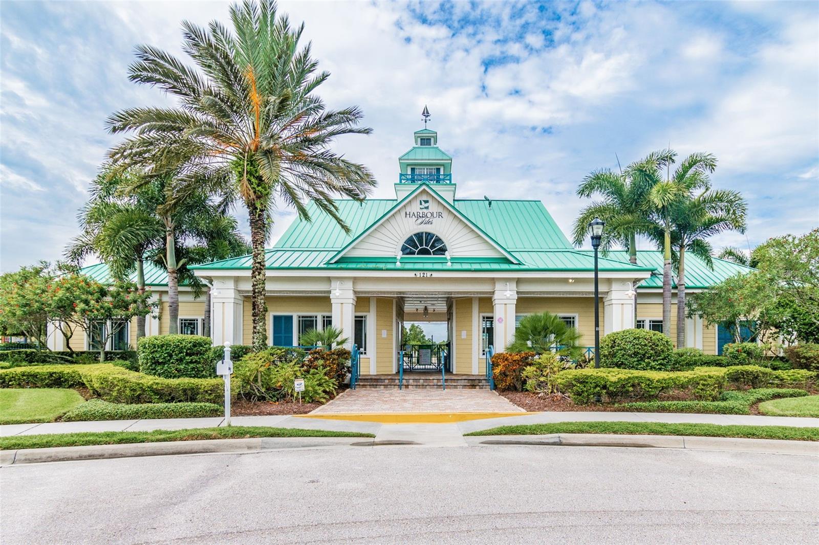 Image 69 of 90 For 5405 Hammock View Lane