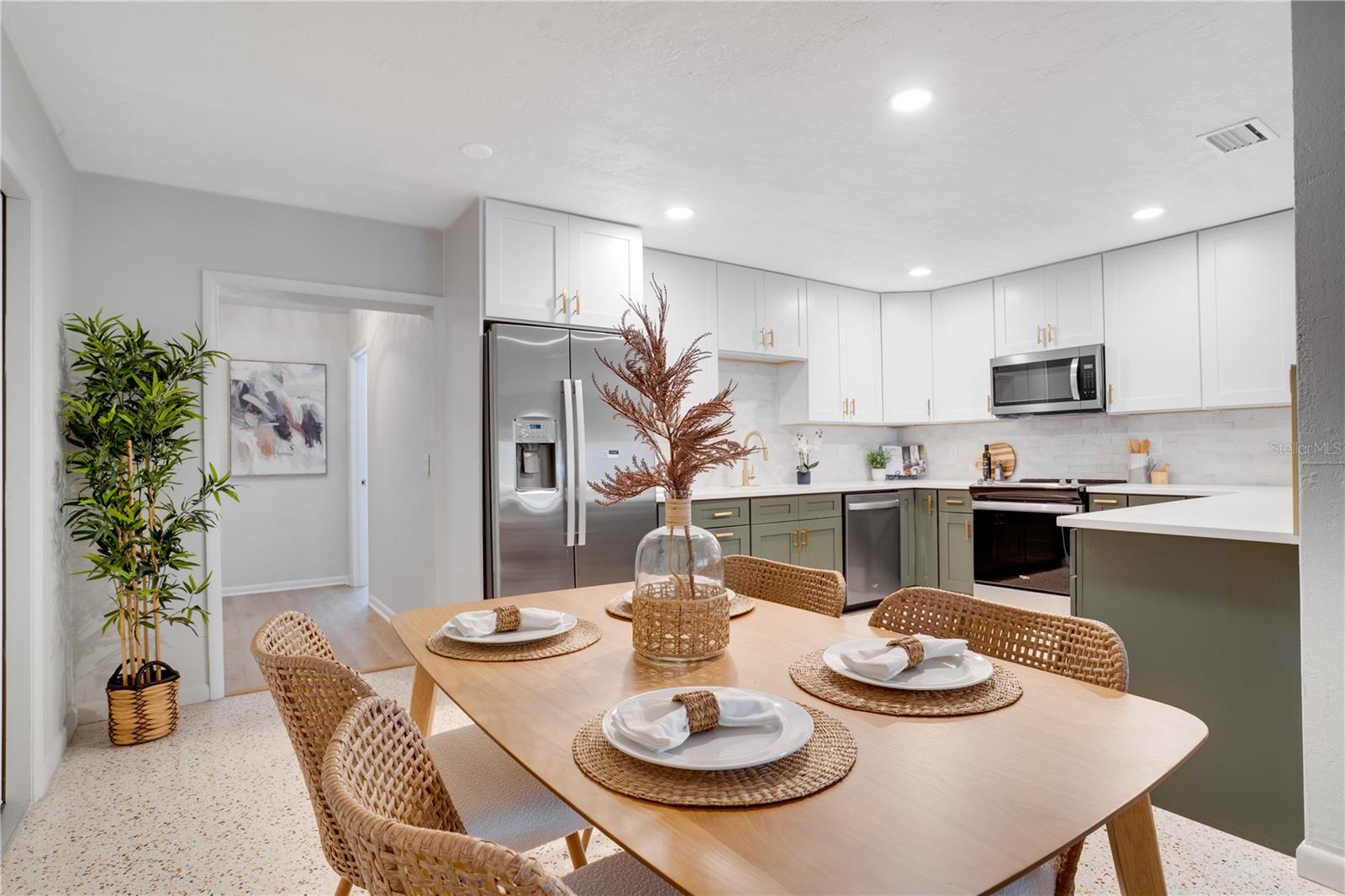 Image 11 of 46 For 5135 101st Street N