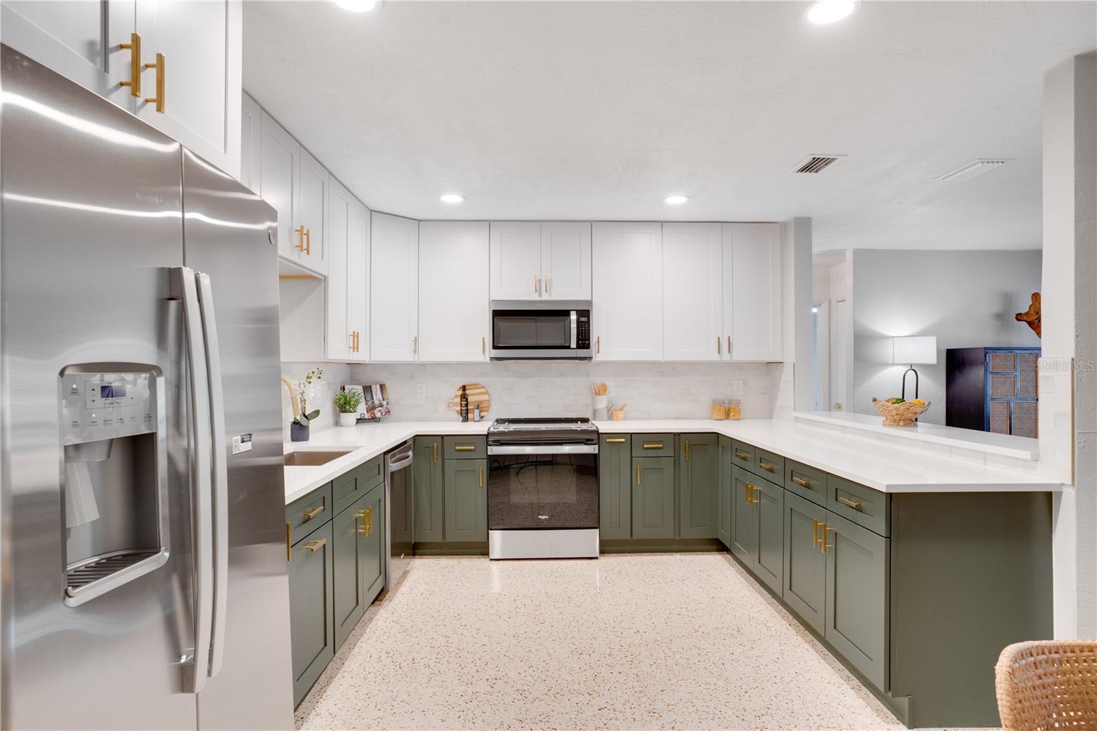 Image 12 of 46 For 5135 101st Street N