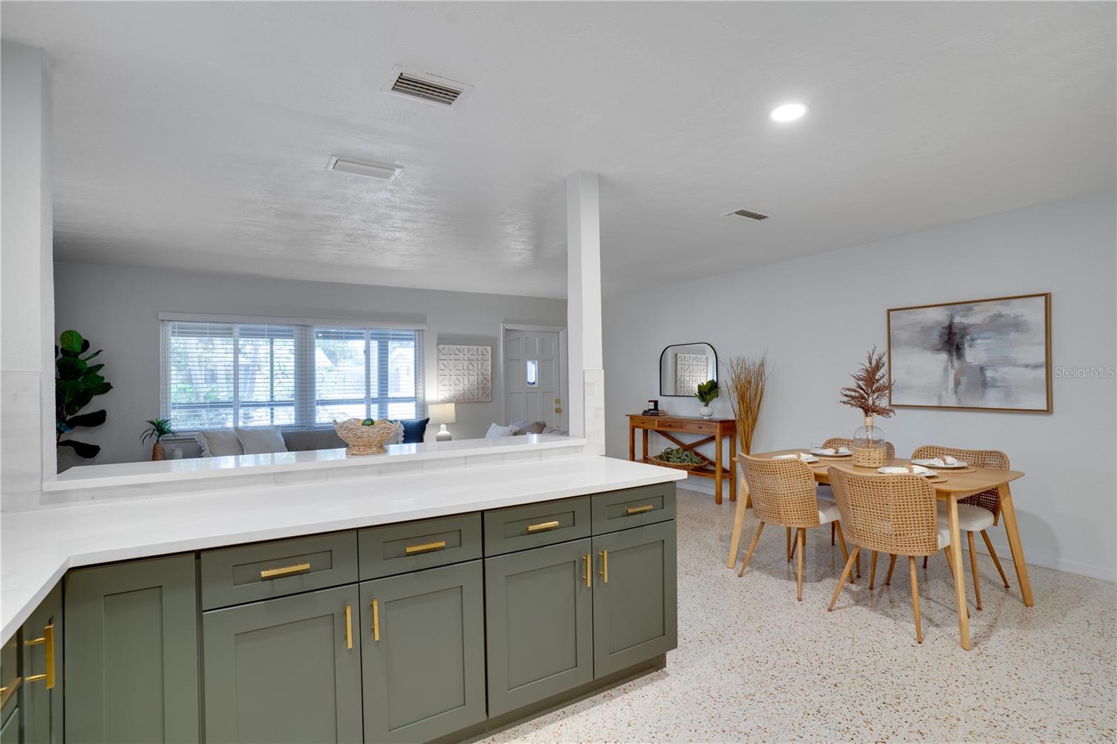 Image 14 of 46 For 5135 101st Street N