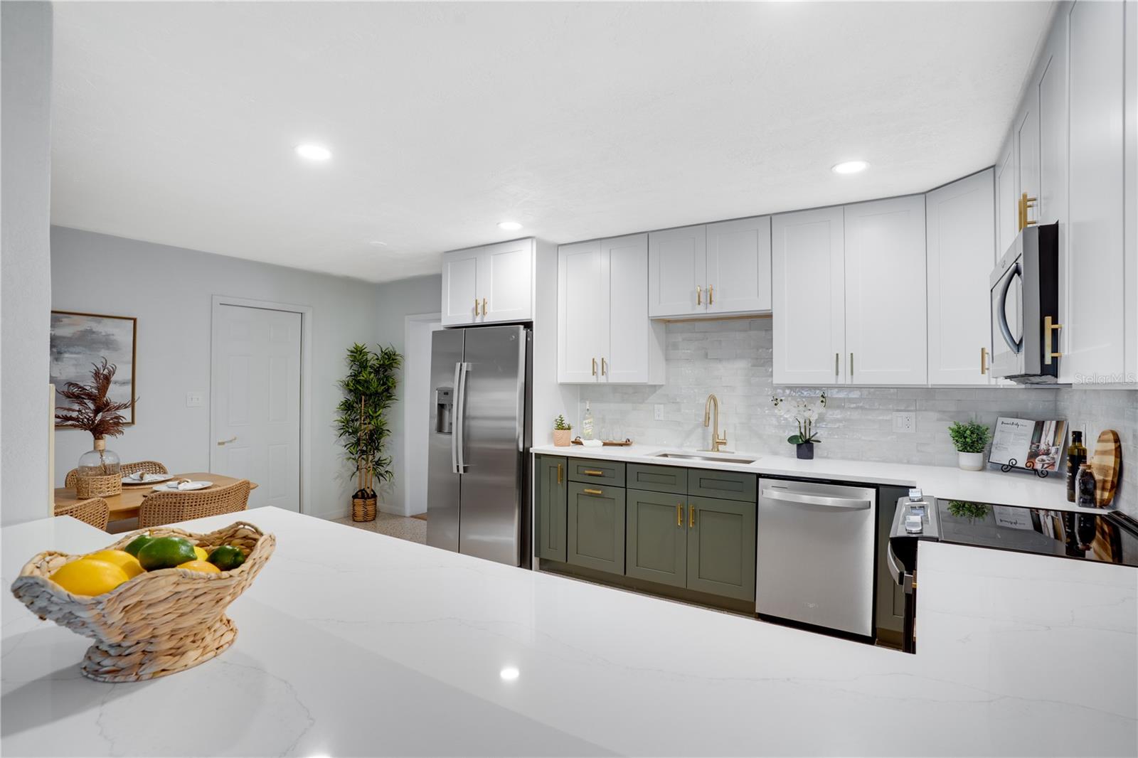 Image 16 of 46 For 5135 101st Street N
