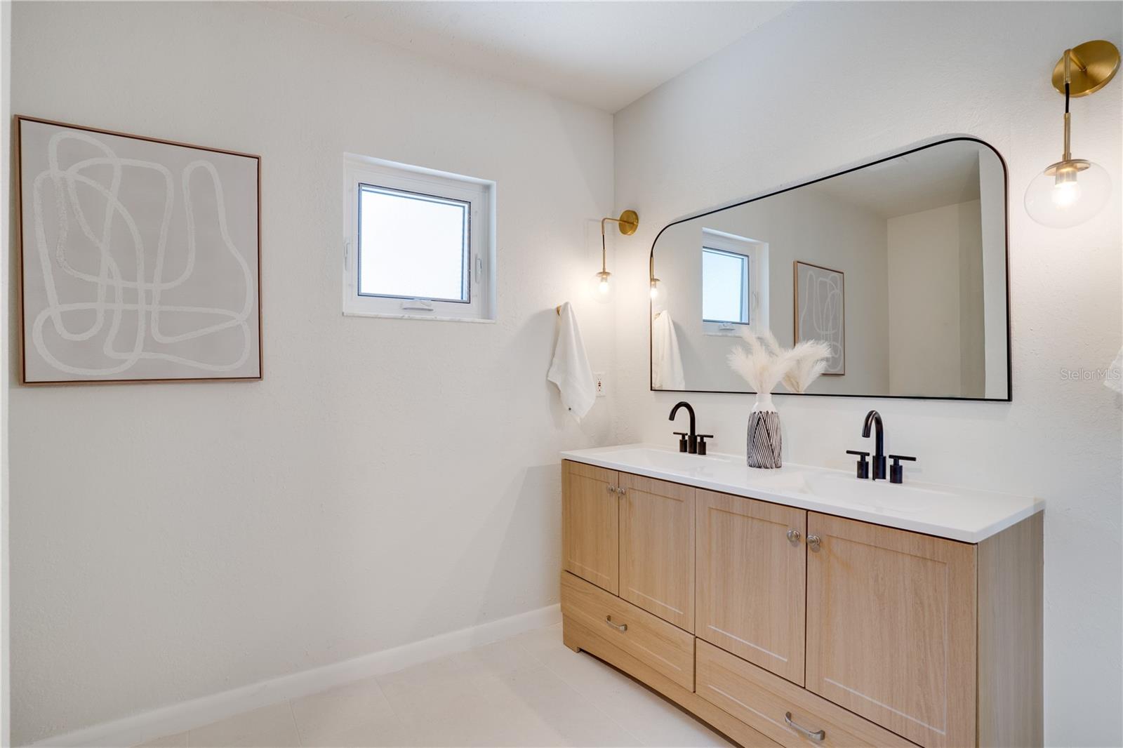 Image 22 of 46 For 5135 101st Street N